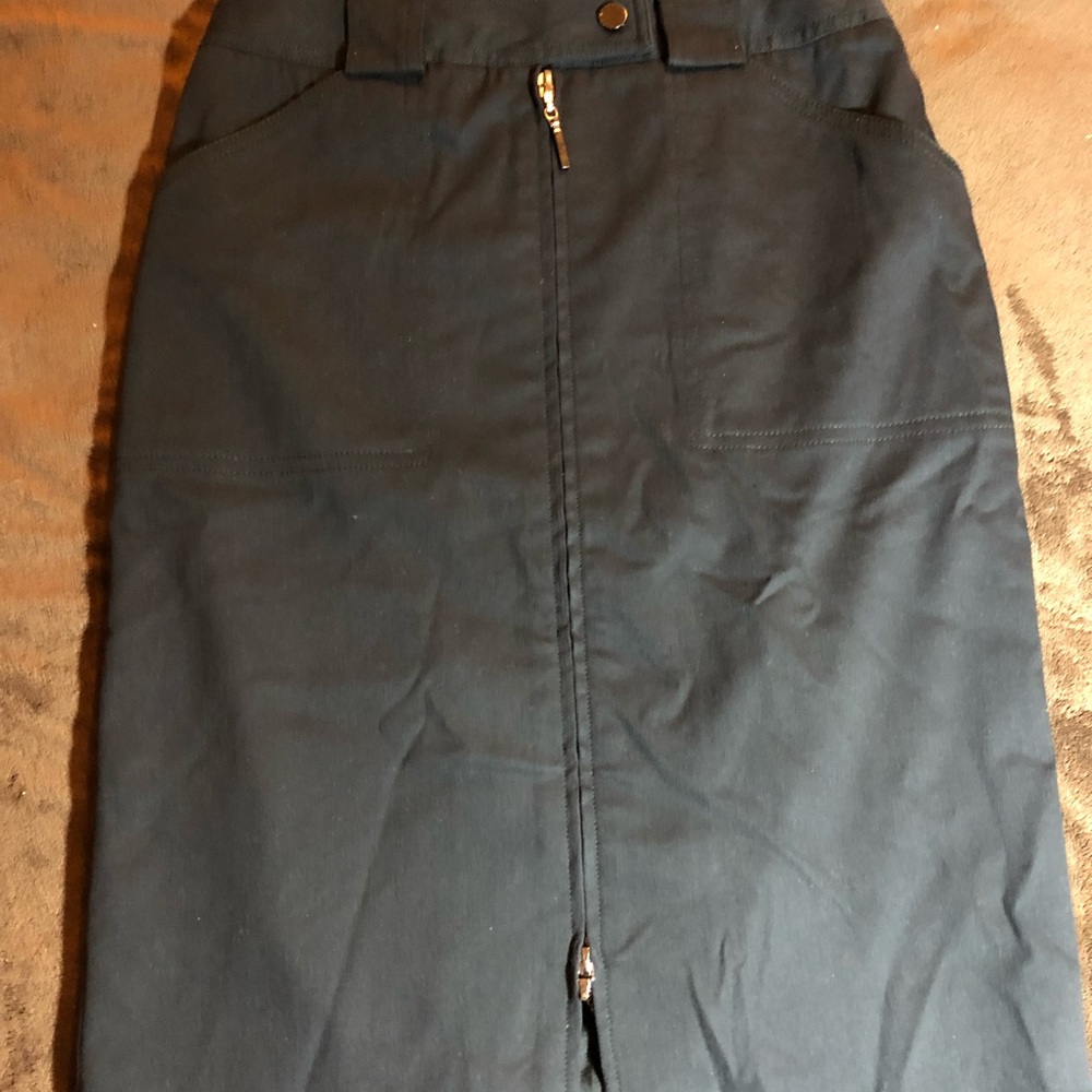 WORTH pencil black skirt. Size 0.